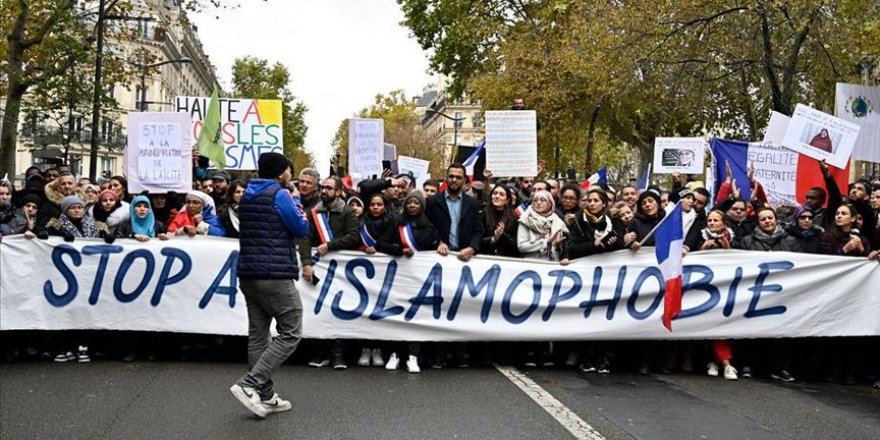 Η αυξανόμενη ισλαμοφοβία στην Ευρώπη ανοίγει την πόρτα σε περιορισμούς στη λατρεία