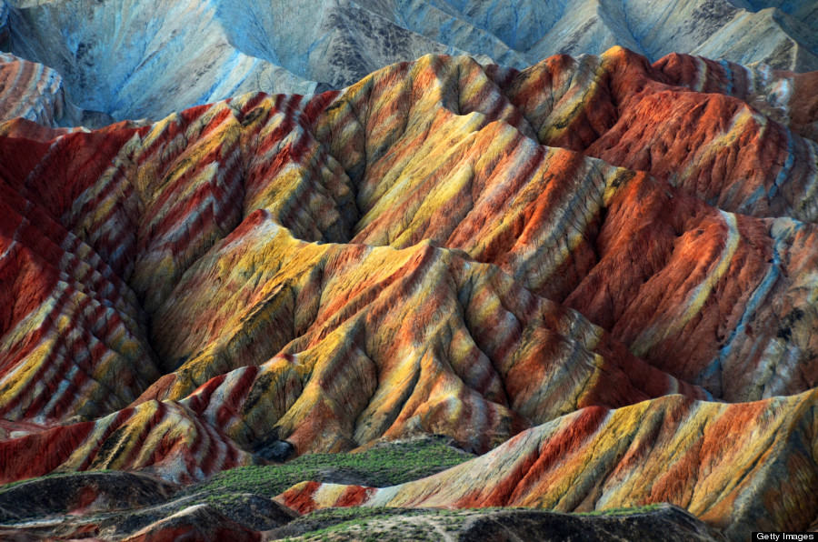 o-rainbow-mountains-900-(1).jpg